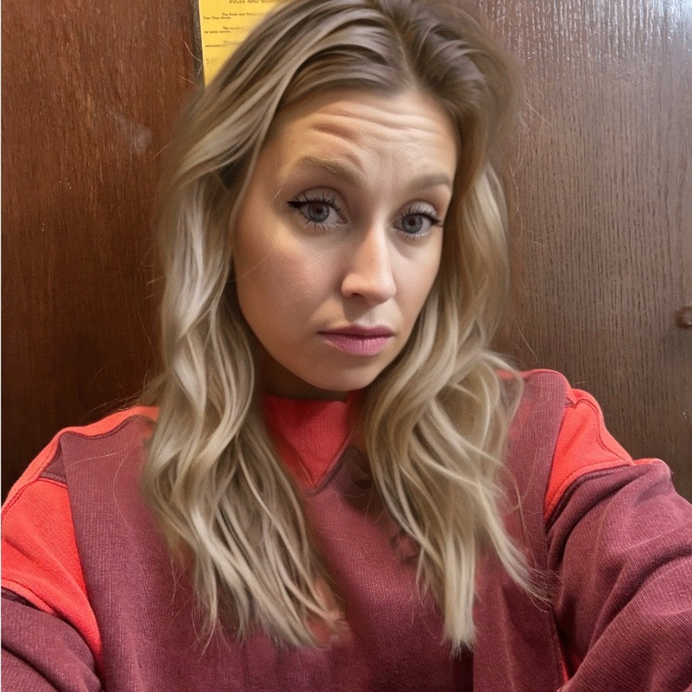 Meet your Posher, Emily